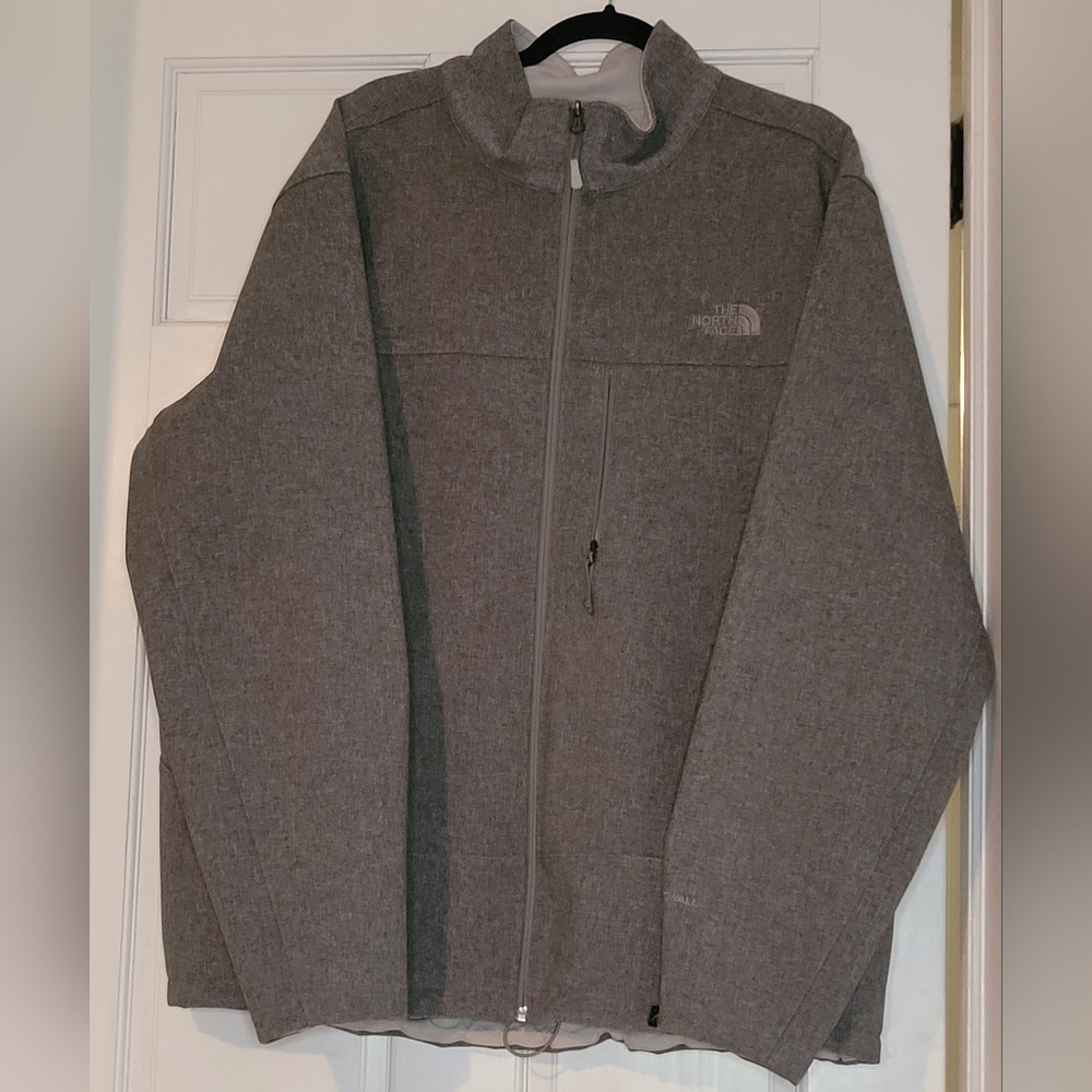 The North Face Apex Barrier Soft Shell Jacket. XXL